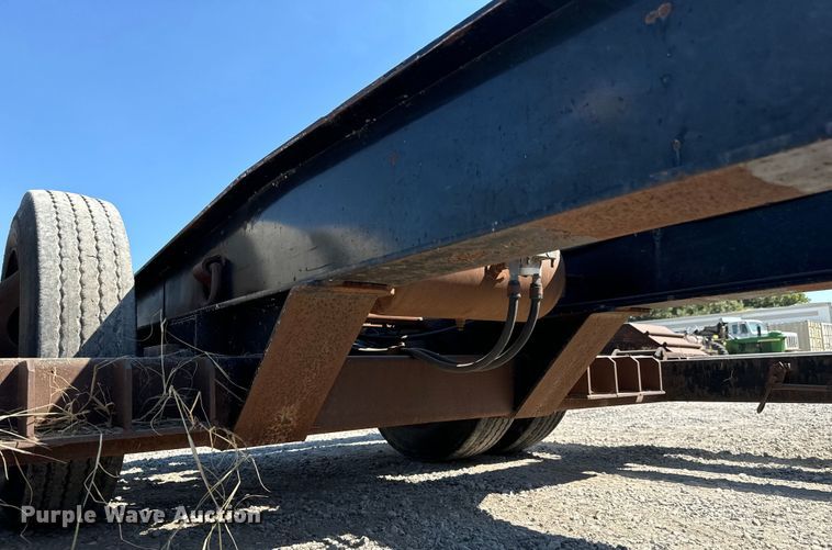 image for item MV9088 1997 Landoll Hauloll combine trailer 