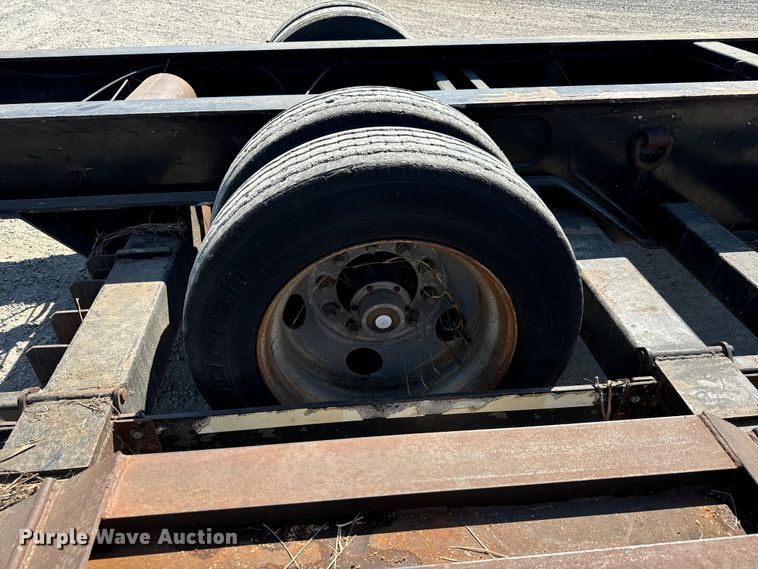 image for item MV9088 1997 Landoll Hauloll combine trailer 