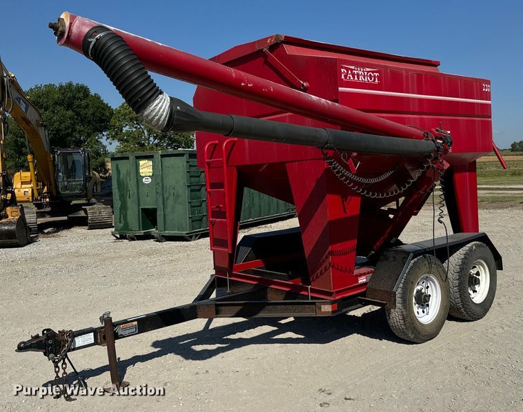 image for item MV9089 Patriot 220 seed tender