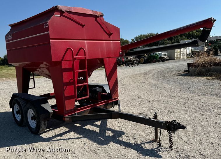 image for item MV9089 Patriot 220 seed tender
