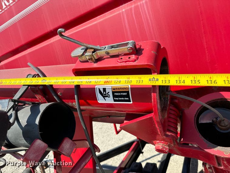 image for item MV9089 Patriot 220 seed tender