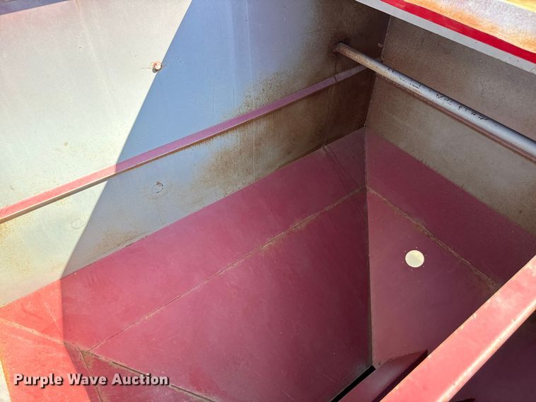 image for item MV9089 Patriot 220 seed tender