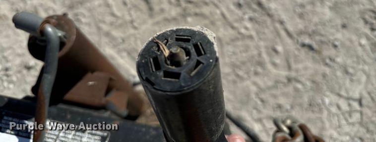 image for item MV9089 Patriot 220 seed tender