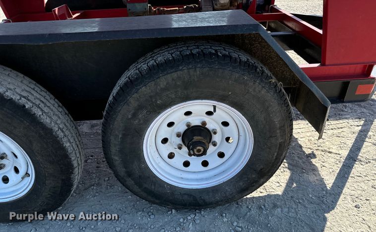 image for item MV9089 Patriot 220 seed tender