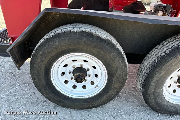 image for item MV9089 Patriot 220 seed tender