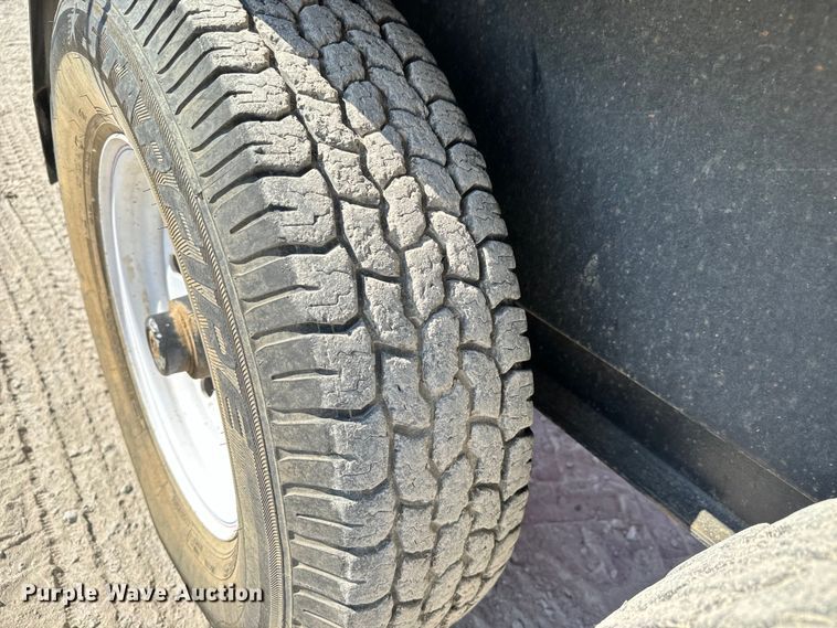 image for item MV9089 Patriot 220 seed tender