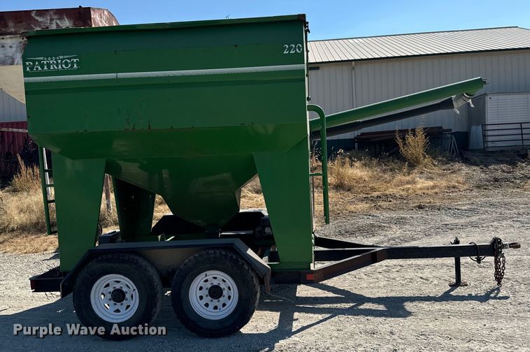 image for item MV9090 Patriot 220 seed tender