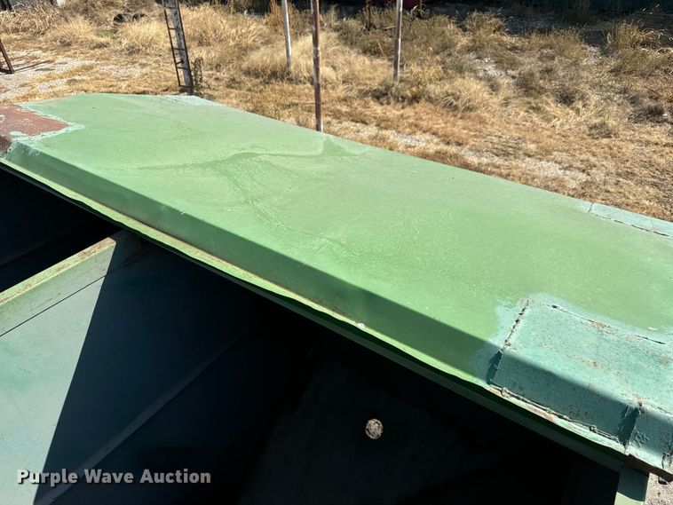 image for item MV9090 Patriot 220 seed tender