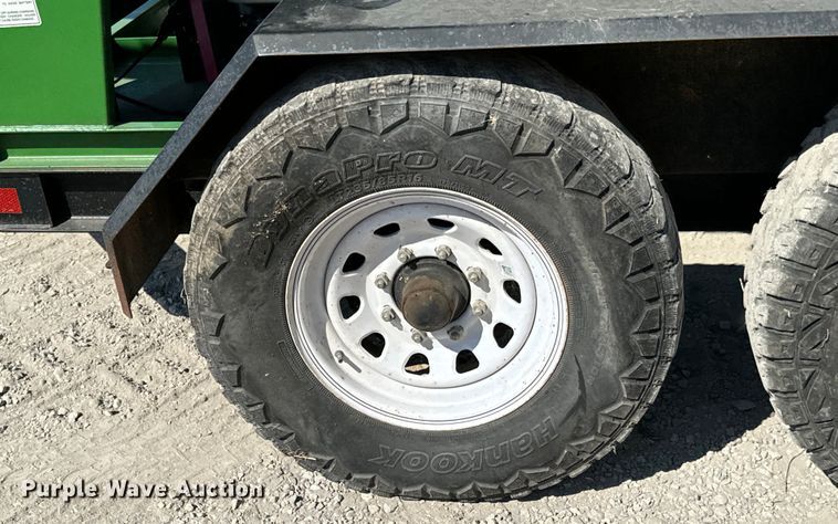 image for item MV9090 Patriot 220 seed tender