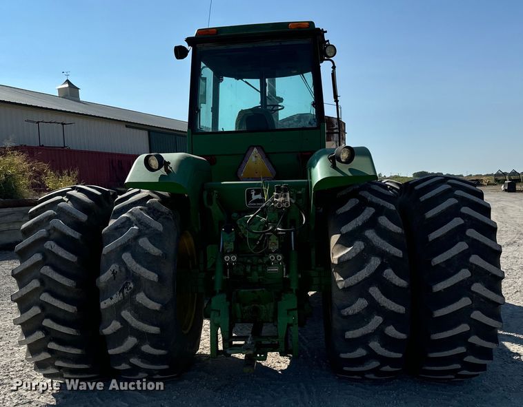 image for item MV9092 1981 John Deere  8640 4WD tractor