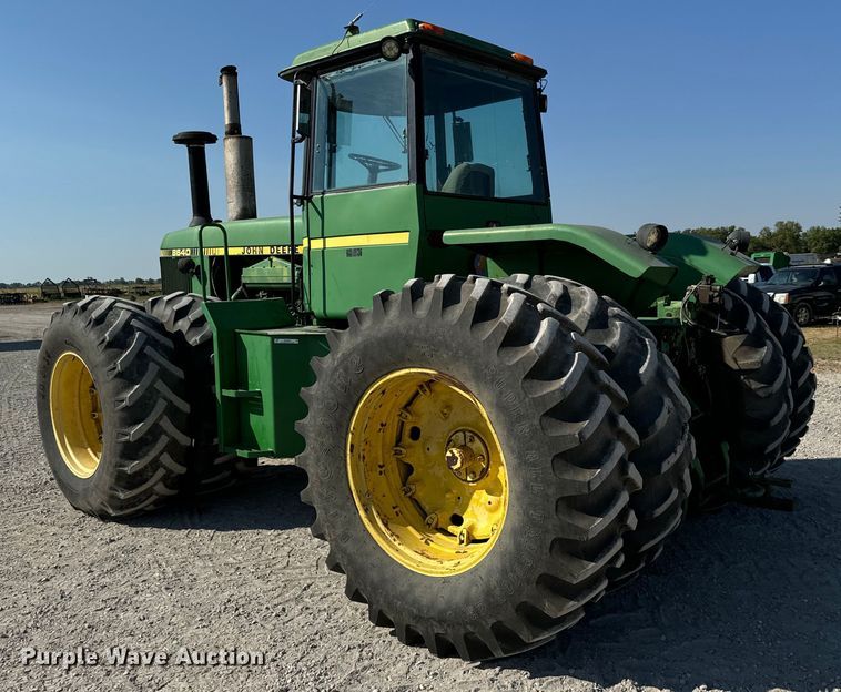 image for item MV9092 1981 John Deere  8640 4WD tractor