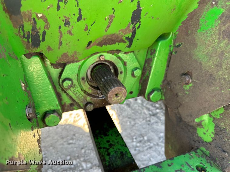 image for item MV9092 1981 John Deere  8640 4WD tractor