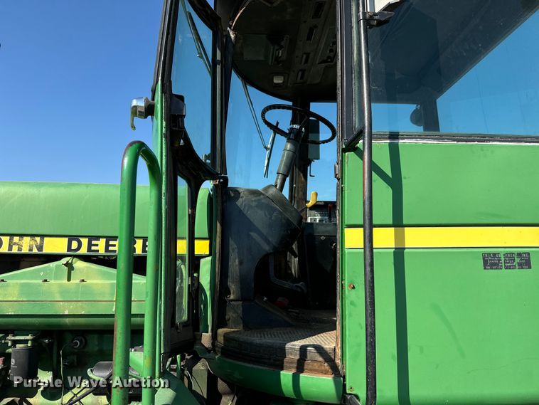 image for item MV9092 1981 John Deere  8640 4WD tractor