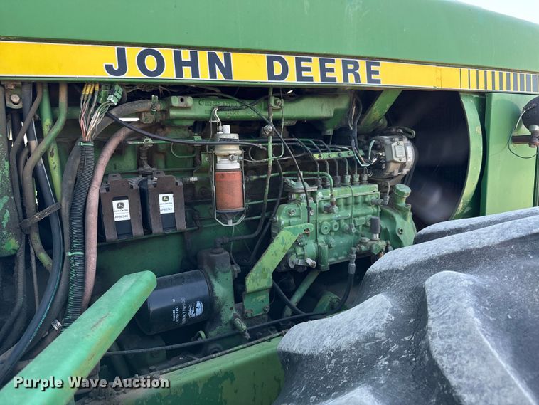 image for item MV9092 1981 John Deere  8640 4WD tractor