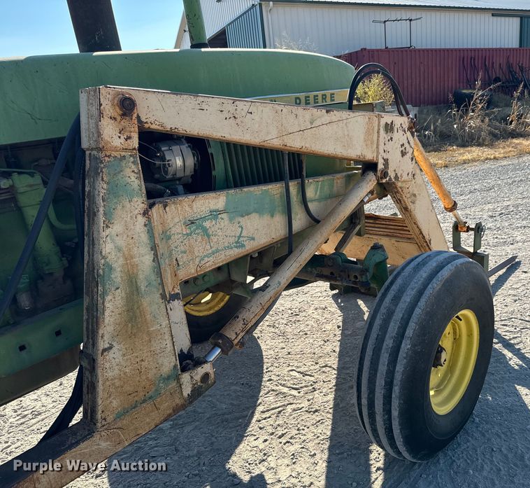 image for item MV9093 1968 John Deere 4020 tractor
