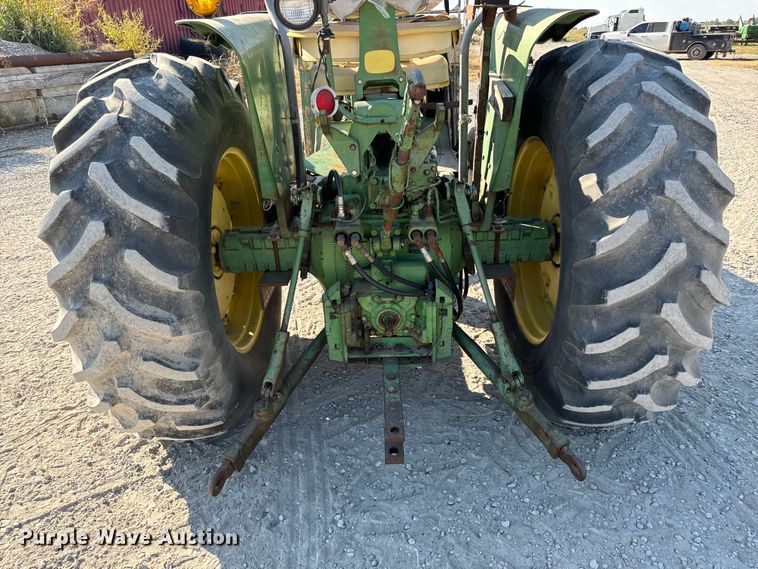 image for item MV9093 1968 John Deere 4020 tractor