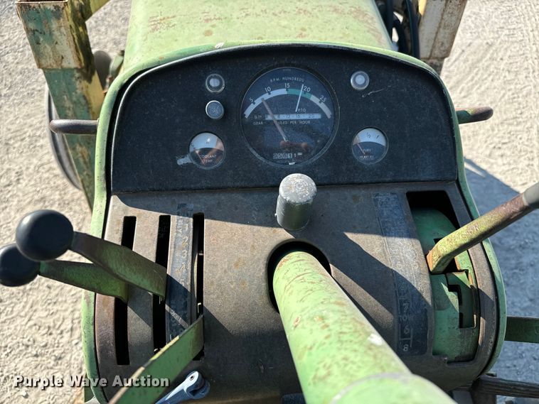 image for item MV9093 1968 John Deere 4020 tractor