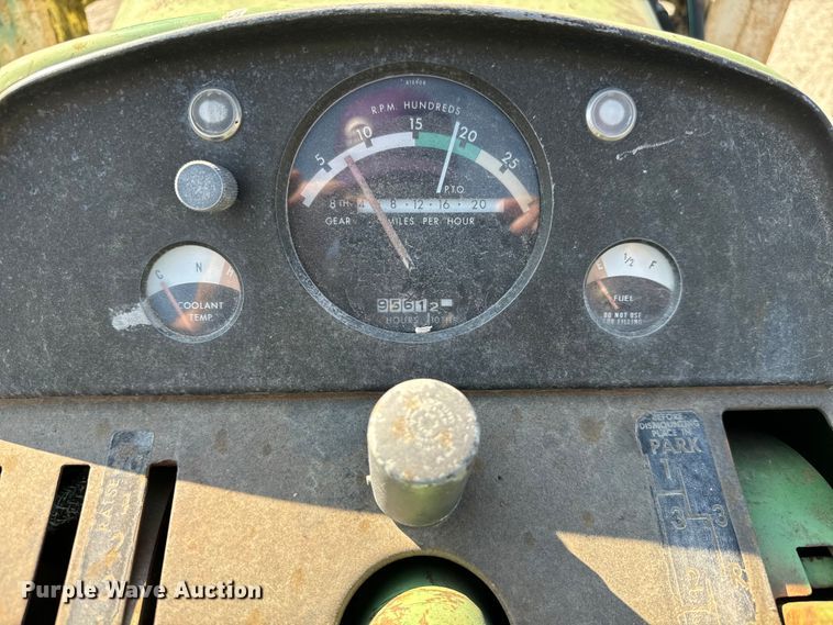 image for item MV9093 1968 John Deere 4020 tractor