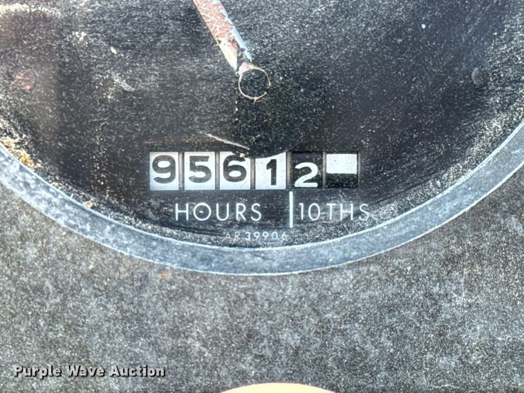 image for item MV9093 1968 John Deere 4020 tractor