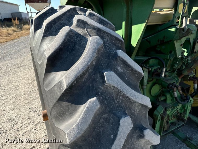 image for item MV9093 1968 John Deere 4020 tractor