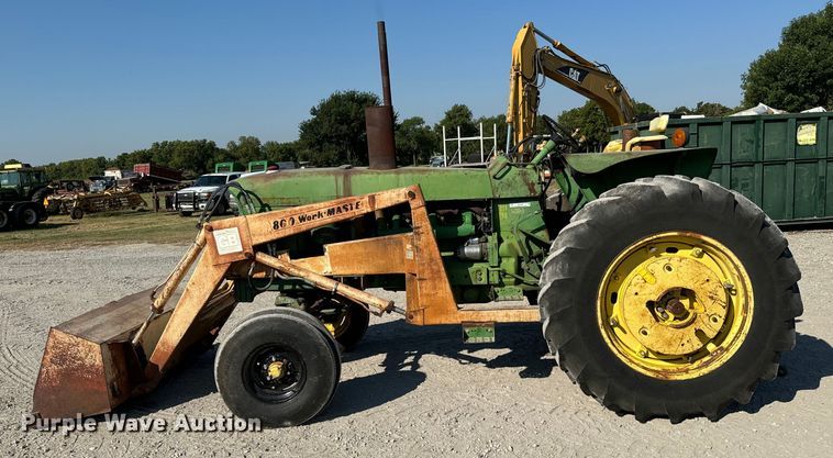 image for item MV9094 1969 John Deere 4020 tractor