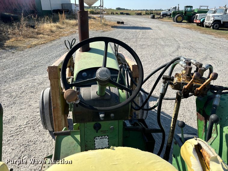 image for item MV9094 1969 John Deere 4020 tractor