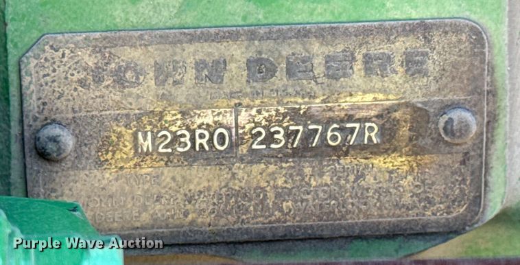 image for item MV9094 1969 John Deere 4020 tractor