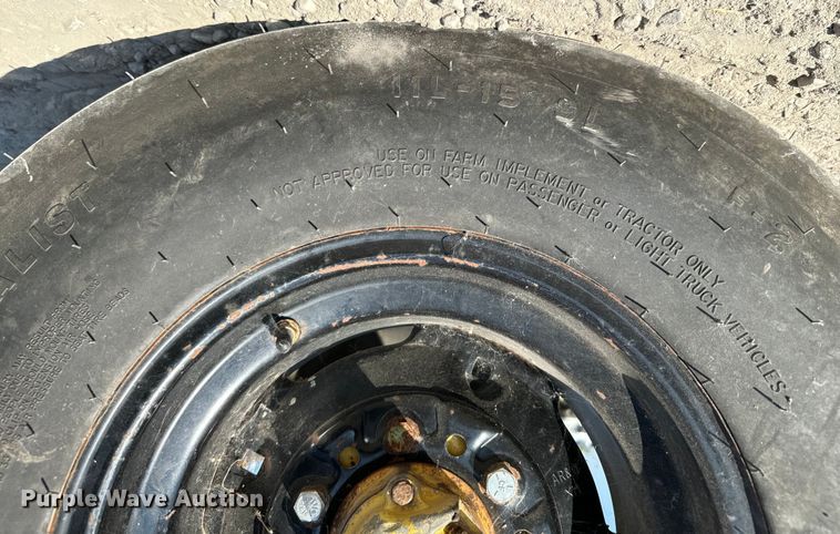 image for item MV9094 1969 John Deere 4020 tractor