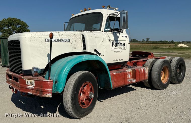 image for item MV9095 1971 Hendrickson semi truck