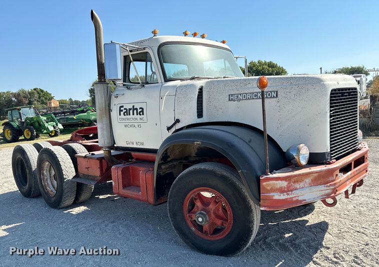 image for item MV9095 1971 Hendrickson semi truck