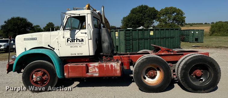 image for item MV9095 1971 Hendrickson semi truck