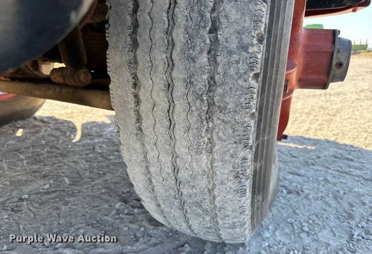 image for item MV9095 1971 Hendrickson semi truck