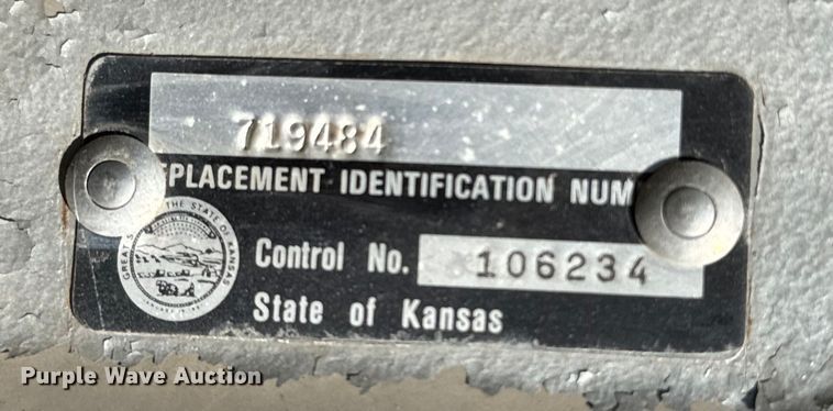 image for item MV9095 1971 Hendrickson semi truck