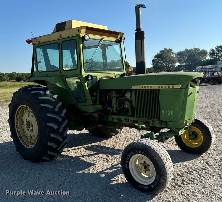 image for item MV9102 1972 John Deere  4320 tractor