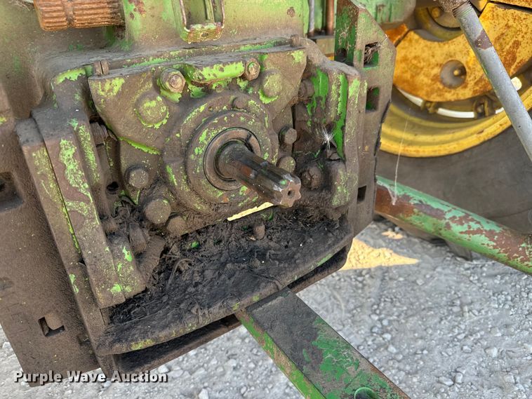 image for item MV9102 1972 John Deere  4320 tractor