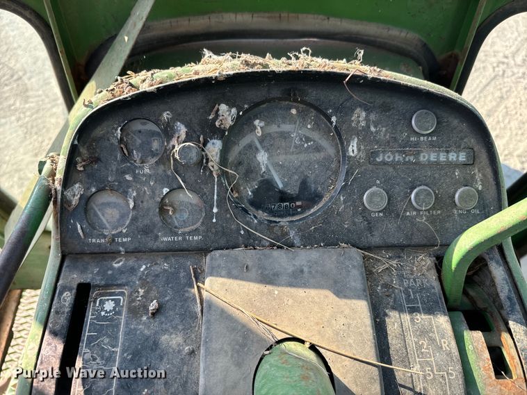 image for item MV9102 1972 John Deere  4320 tractor