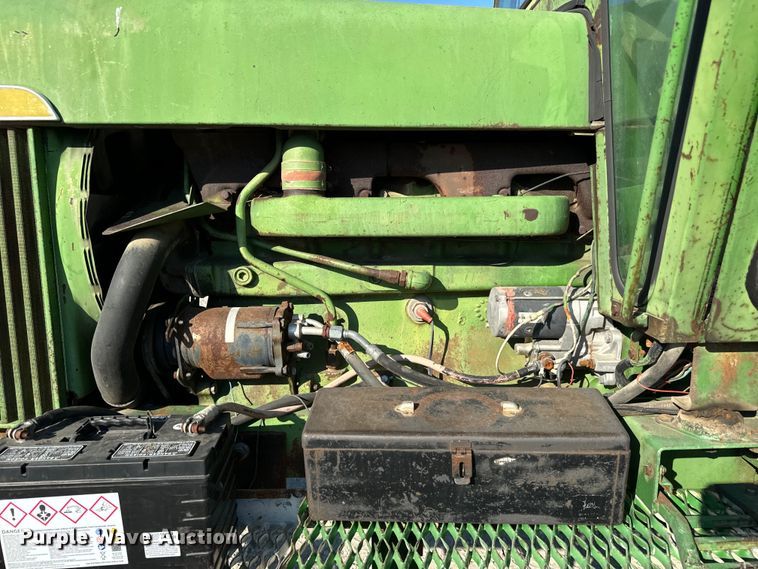 image for item MV9102 1972 John Deere  4320 tractor