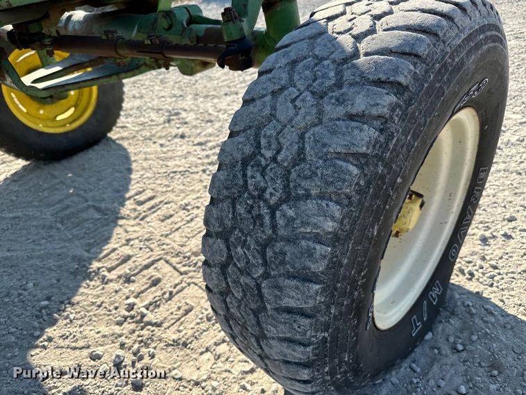 image for item MV9102 1972 John Deere  4320 tractor