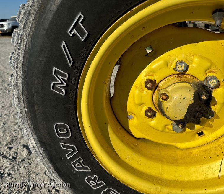 image for item MV9102 1972 John Deere  4320 tractor