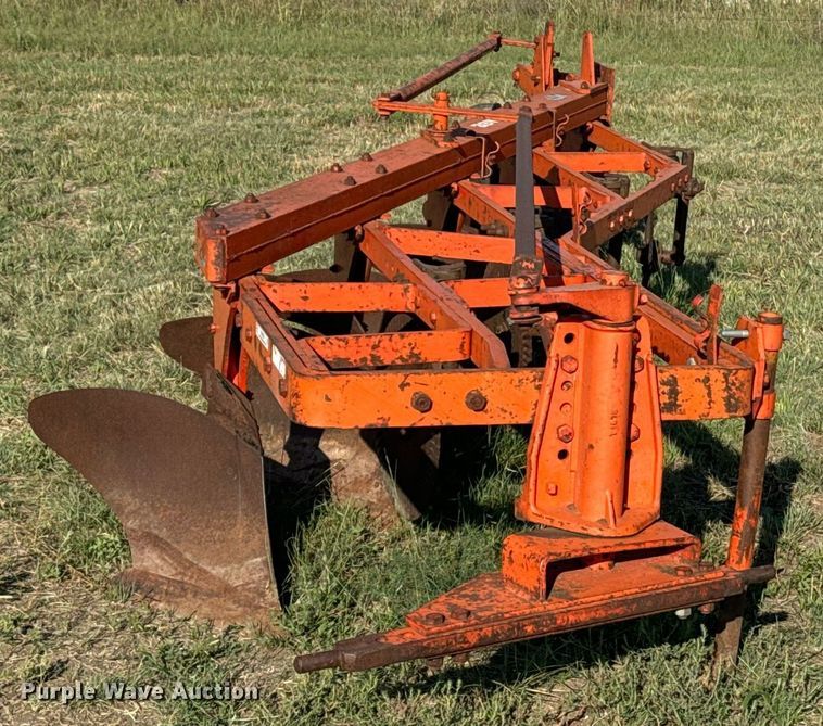 image for item OE9233 Case plow