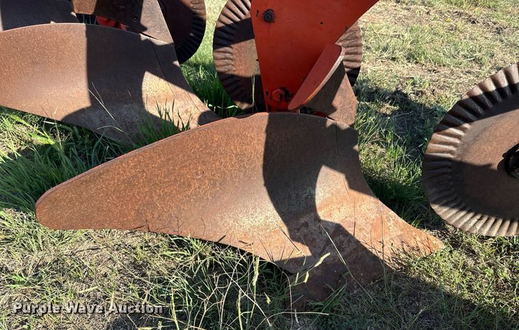 image for item OE9233 Case plow