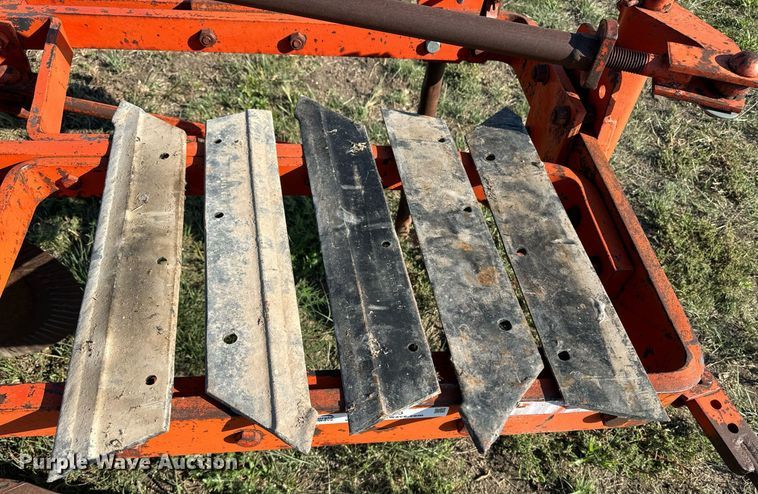 image for item OE9233 Case plow