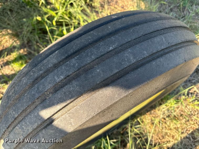 image for item OE9236 John Deere 1710A disk ripper