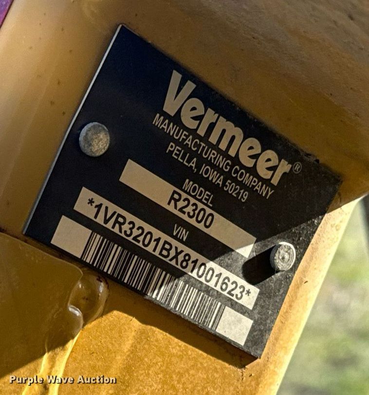 image for item OE9237 2008 Vermeer R2300 hay rake