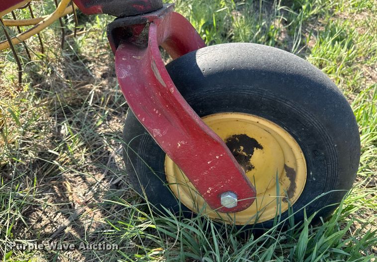 image for item OE9238 Ford New Holland Rolabar 57 hay rake