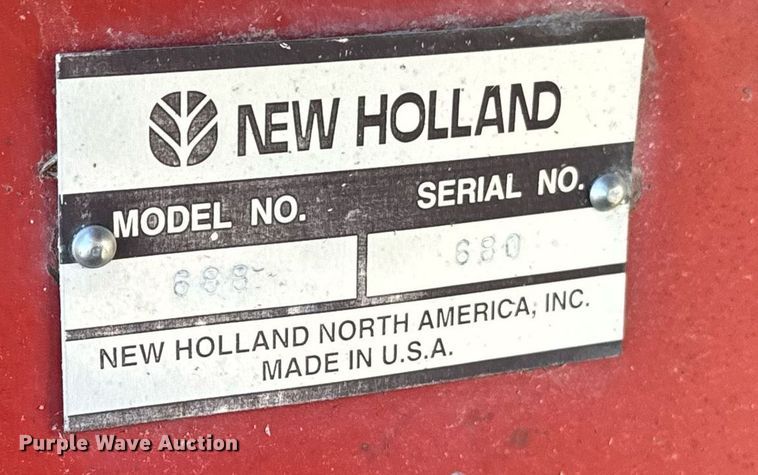 image for item OE9242 2001 New Holland 688 round baler