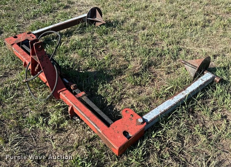 image for item OE9243 Besler 750 bale unroller