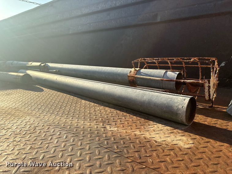 image for item OE9244 1976 Ford F700 grain truck