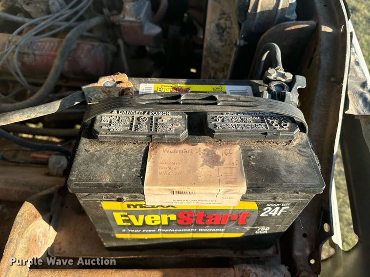 image for item OE9244 1976 Ford F700 grain truck