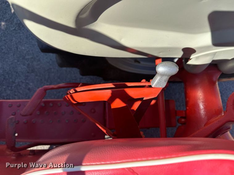 image for item OM9658 1962 Ford 841 Powermaster tractor